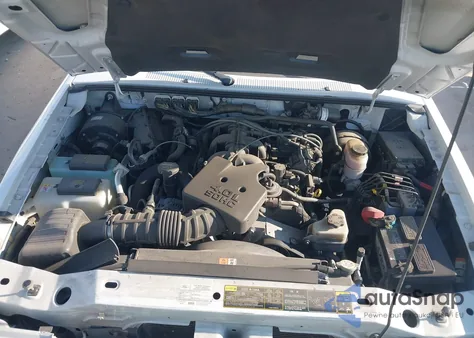 2011 Ford Ranger Xlt from USA, damaged, VIN 1FTLR4EE5BPB05982